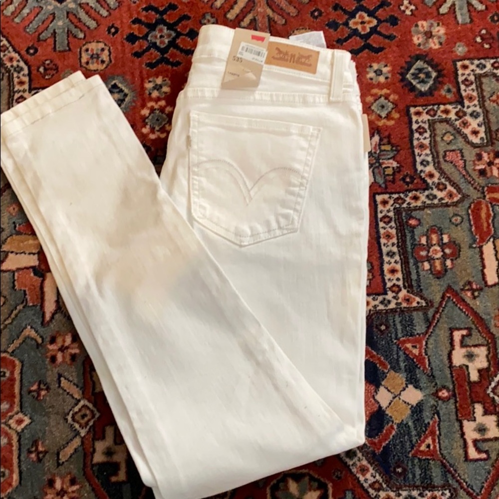 NWT Levi’s  525 off white/tile size 9/29 waist